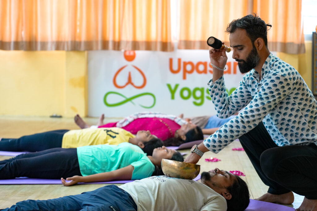 300 hour teacher training in rishikesh